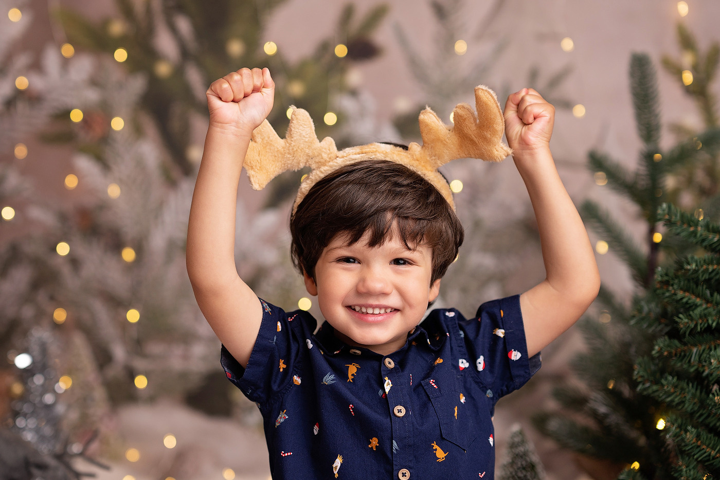 Christmas mini sessions 2021| Sydney. Newborn and family photographer. Hills District. Sydney