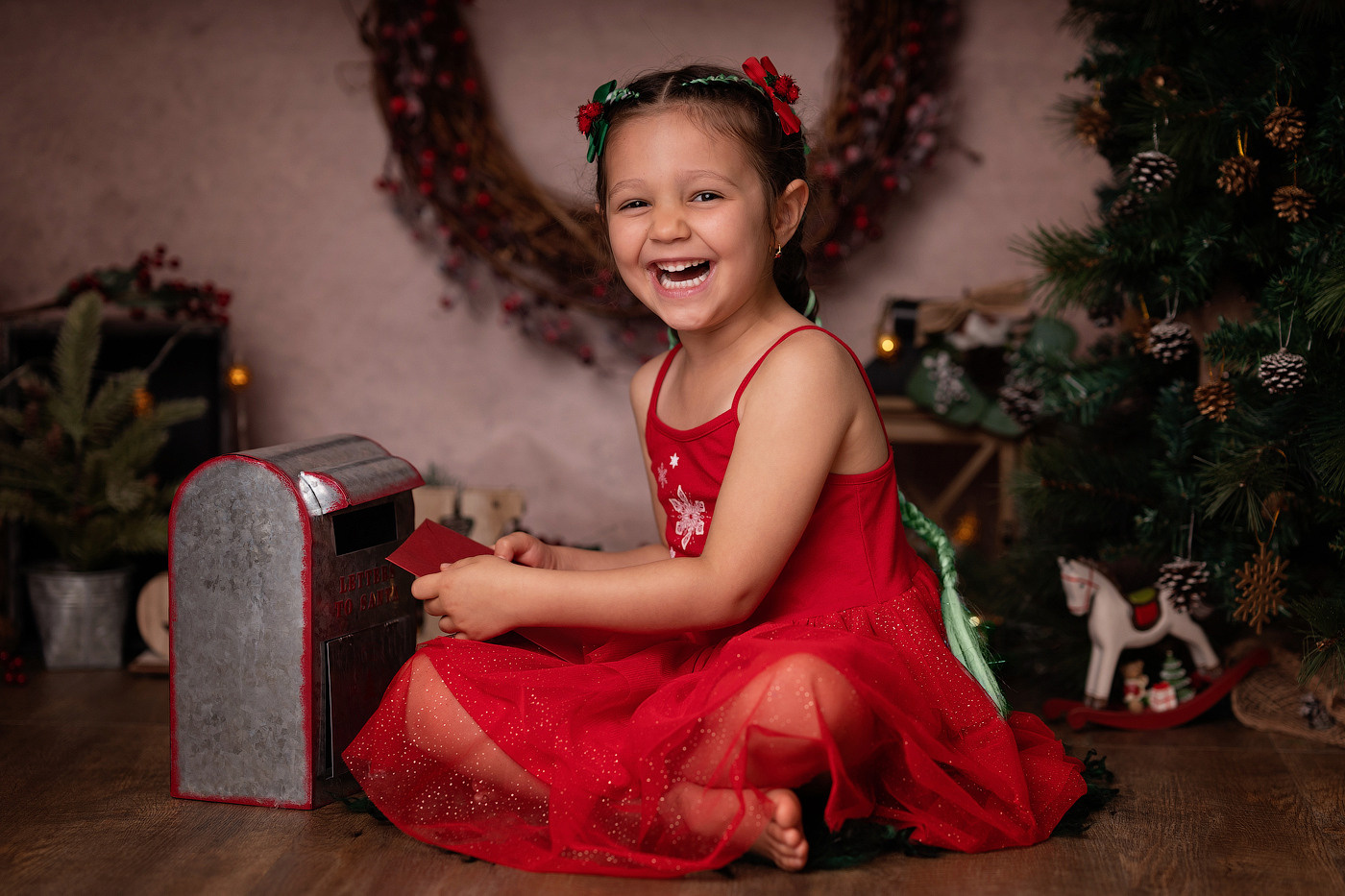 Christmas mini sessions 2021| Sydney. Newborn and family photographer. Hills District. Sydney