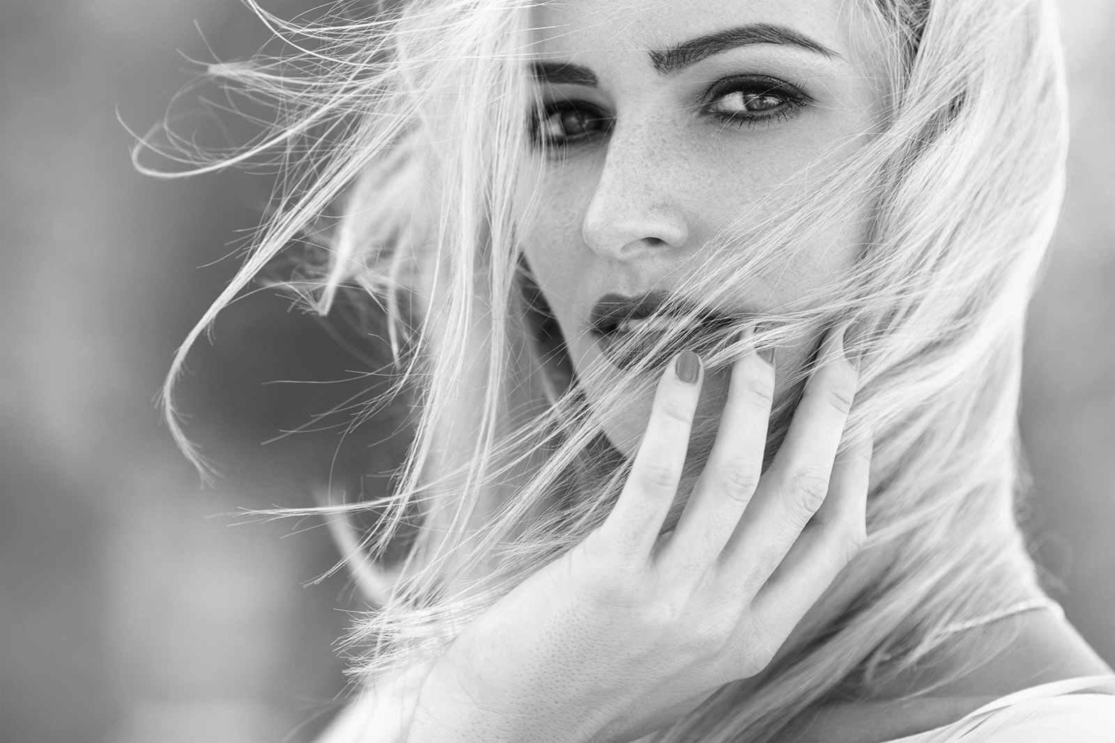 Портретний та весільний фотограф Надія Онода