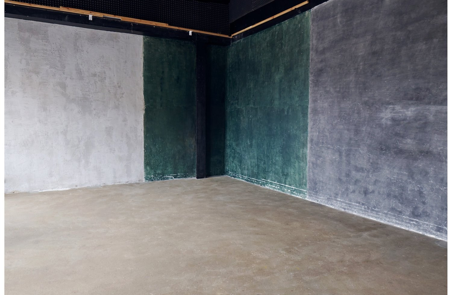 Nuomojamos Fotostudijos Vilniuje. Framed by Evelina | Vestuvių fotografė