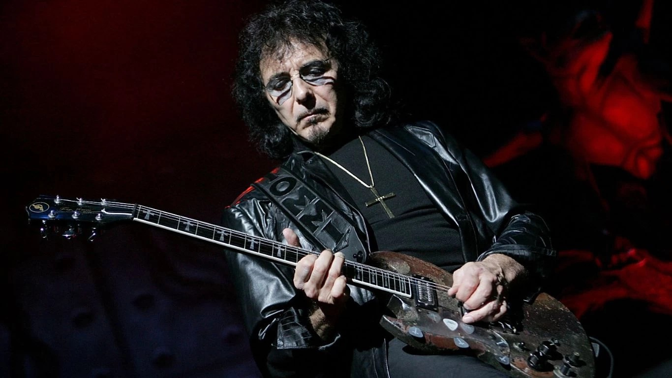 Tony Iommi’s Long-Silent Solo Album Is Finally About to Speak | FOTKAI