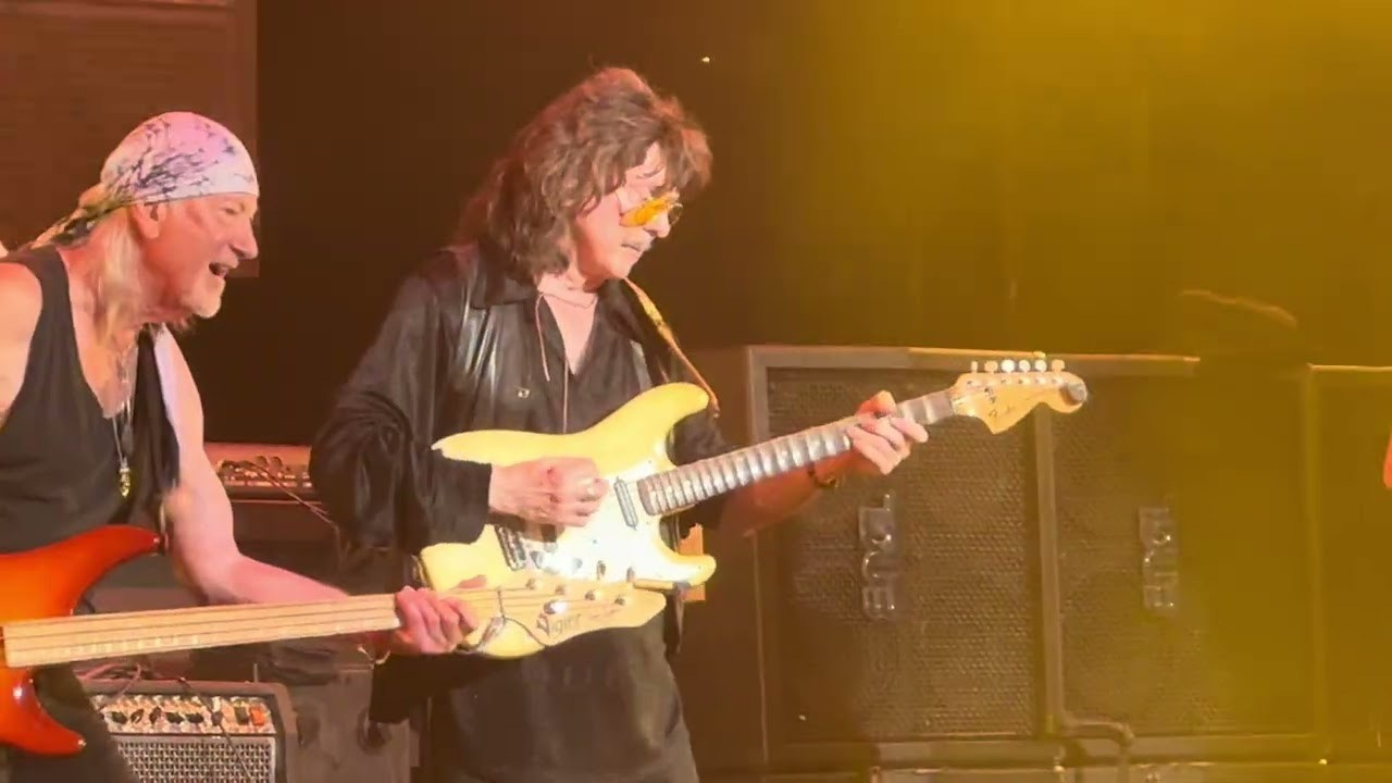 Ritchie Blackmore vuelve a tocar con Deep Purple después de 33 años | FOTKAI