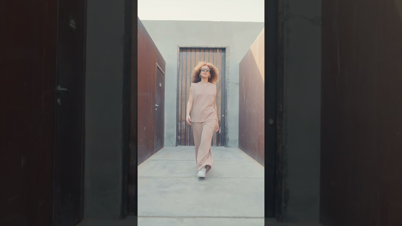 Fashion. RightNow Production