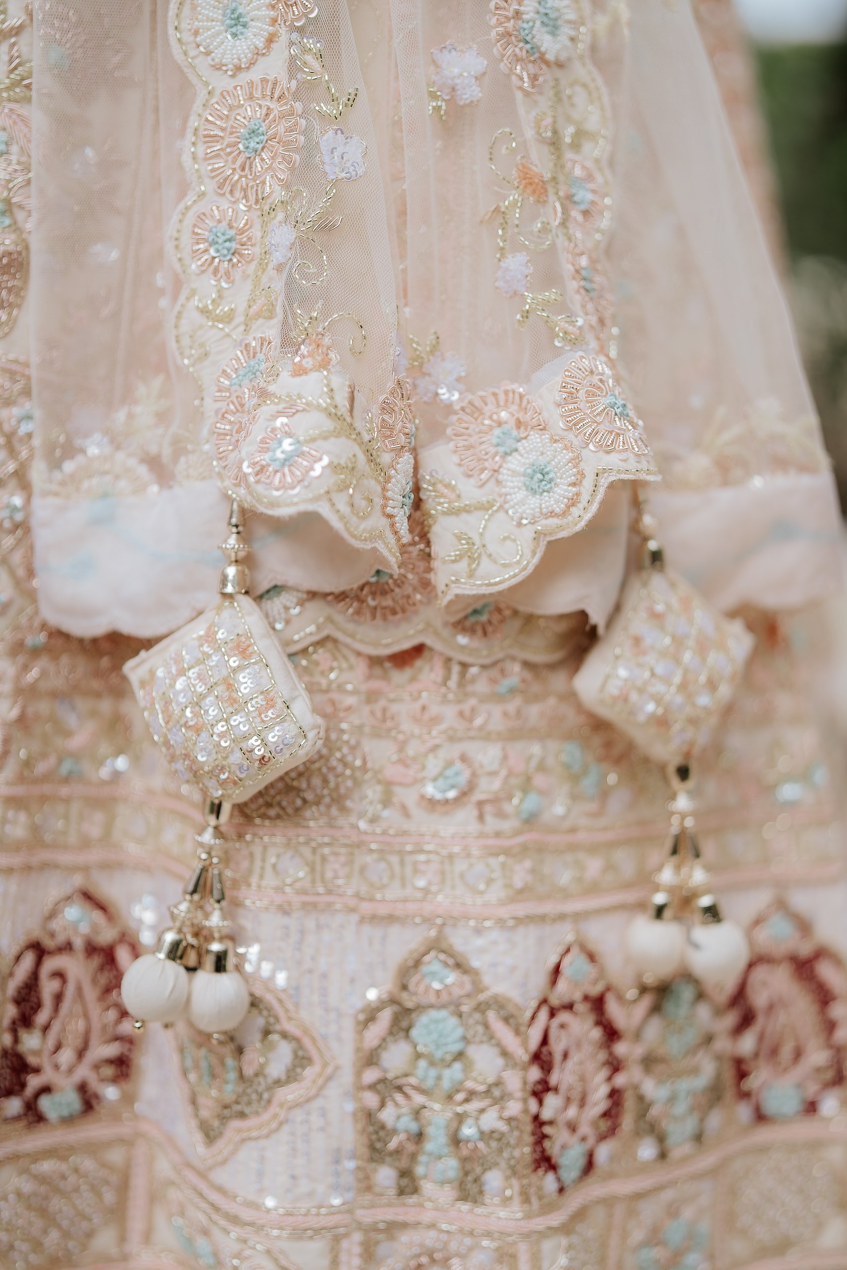 TINU & ASHKA. WEDDING PHOTO COLOR GRADING