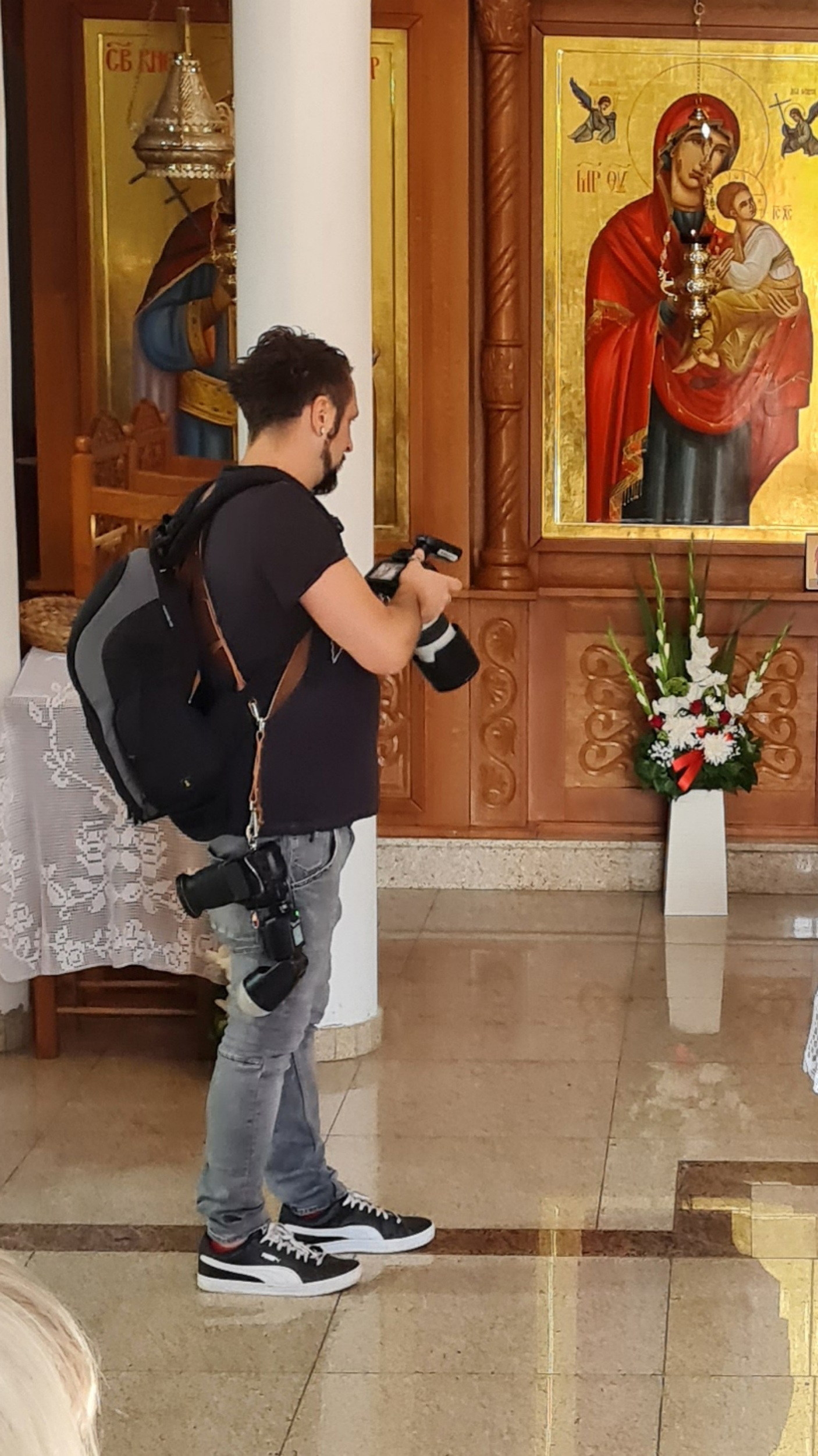 O NAMA. Fotografi iz Backog Petrovca David i Andrea Stojanovic