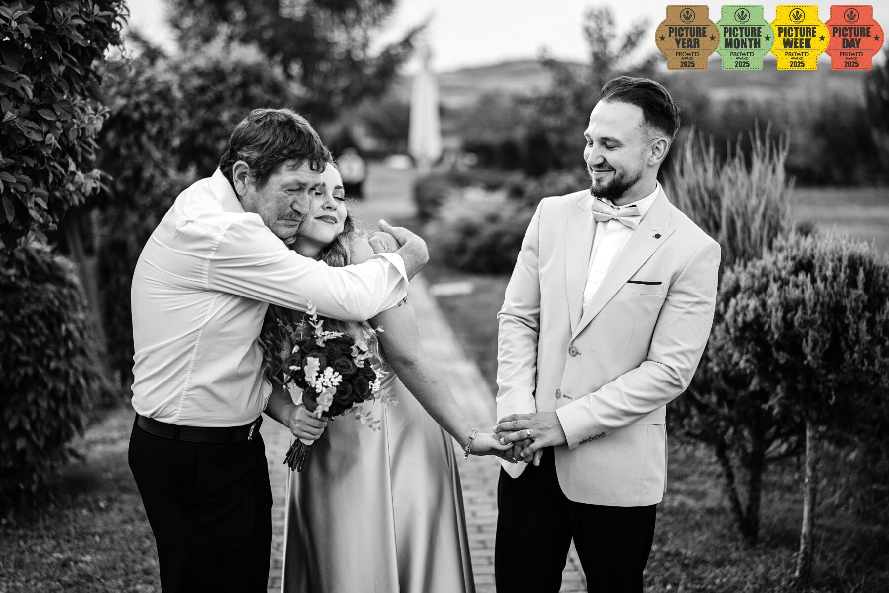 Prowedaward. Újfalvi Szilárd — Wedding, Civil Wedding, Christening & Family Photographer in Târgu Mureș and Transylvania