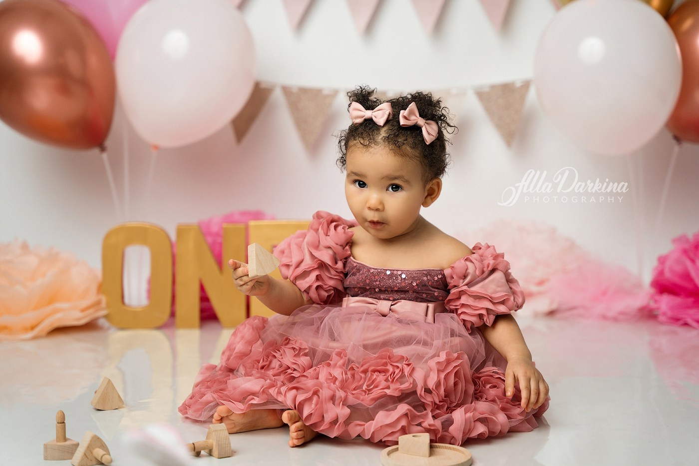 First year selebration. Newborn and family photographer. Hills District. Sydney