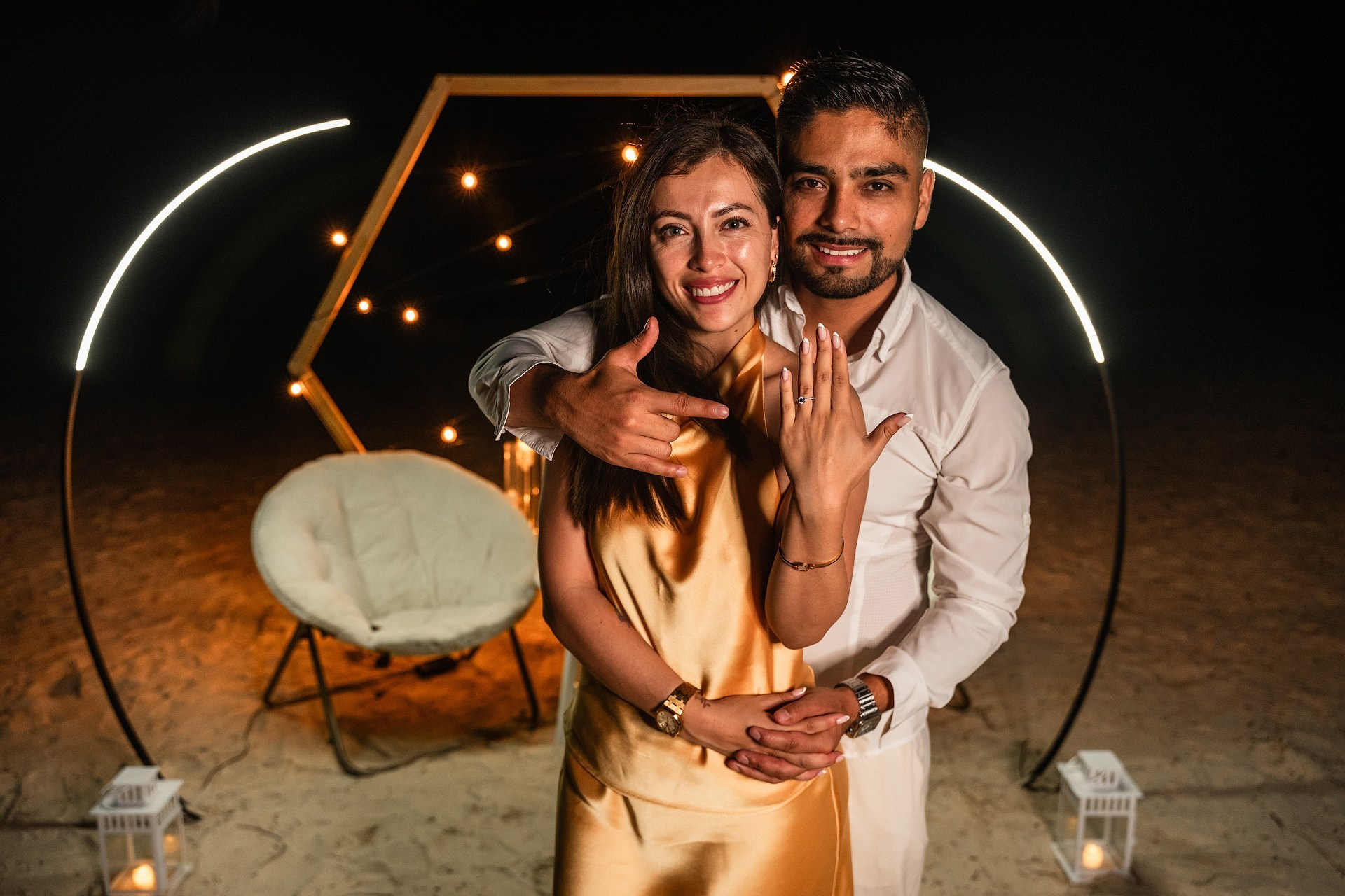 Propuesta al Atardecer en Punta Cana — Picnic Romántico Frente al Mar