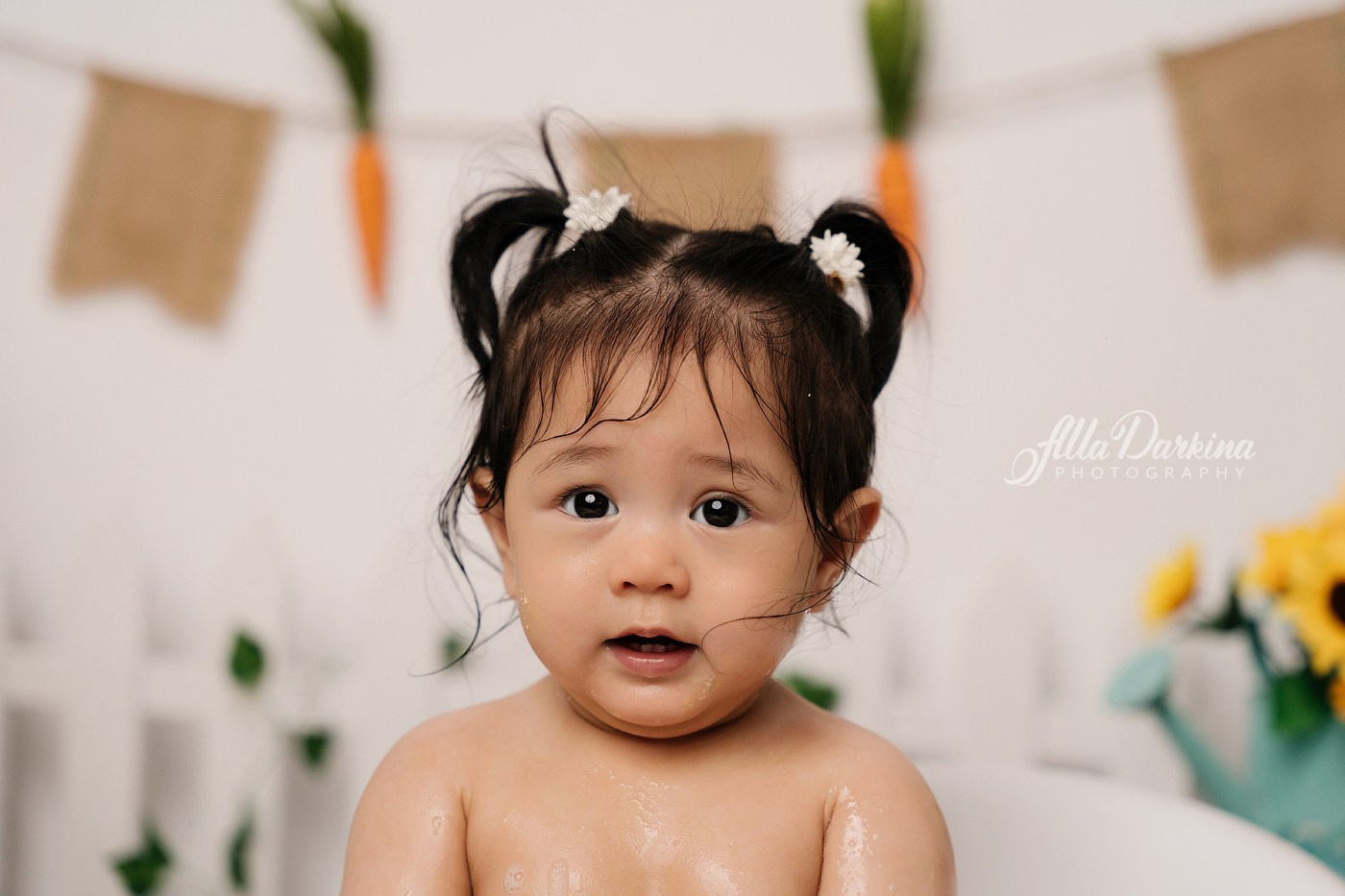 Cake smash session price guide. Newborn and family photographer. Hills District. Sydney