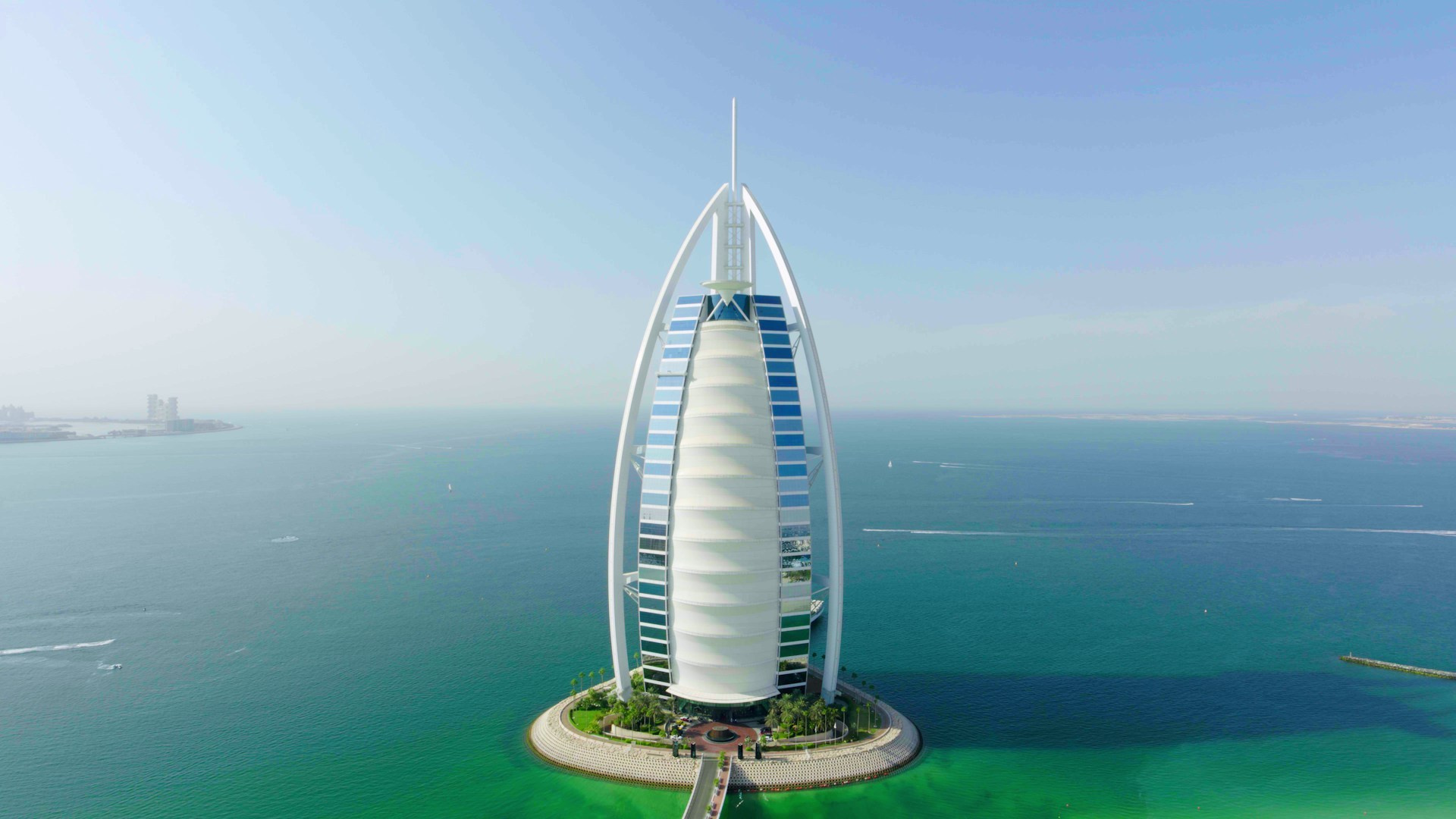 Social Media. Denys Gromov | Commercial Photographer & Videographer Dubai