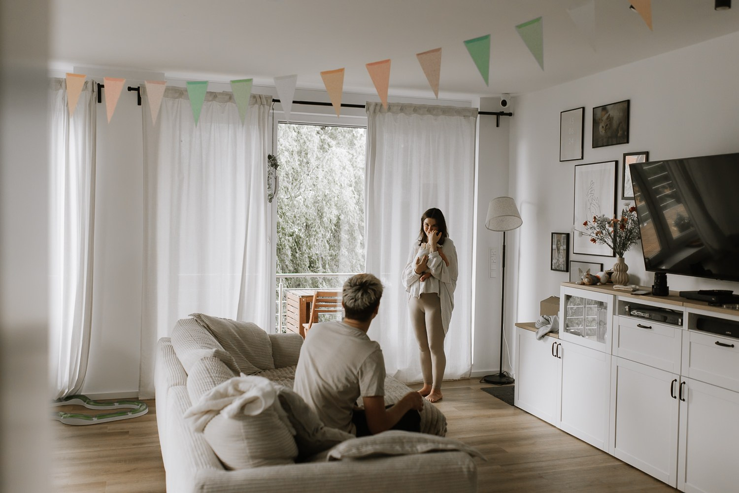 Neugeborenenfotografie Düsseldorf, Newborn Shooting Düsseldorf, Babyfotograf Düsseldorf, natürliche Babyfotos, Familienfotografie Düsseldorf, Neugeborenenshooting NRW.