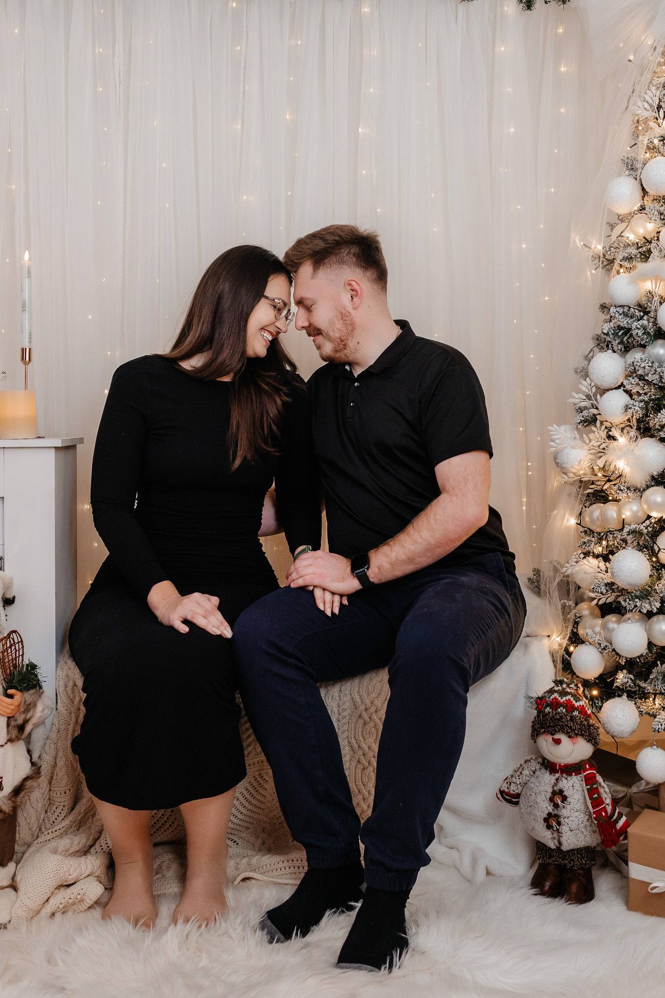 Ședințe Foto Crăciun 2025 Piatra Neamț | Fotografii de Sărbători | FotoACTIV. Fotograf Profesionist Piatra Neamț, Roman, Târgu Neamț, Bicaz, Neamț | Studio, Nuntă, Botez, Eveniment | FotoACTIV