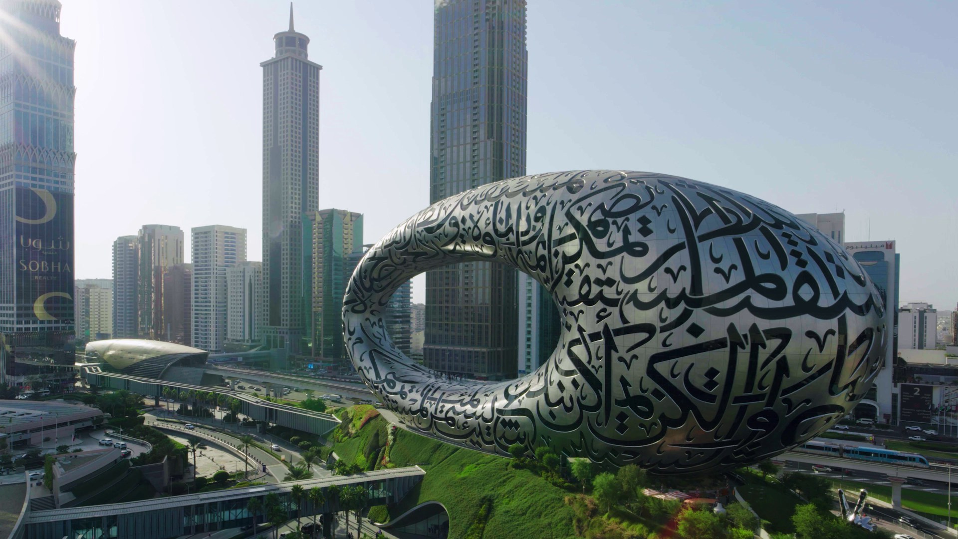 Social Media. Denys Gromov | Commercial Photographer & Videographer Dubai