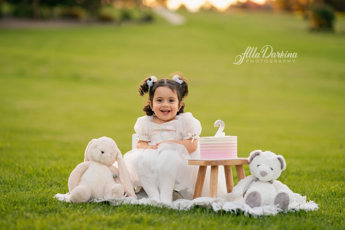 Family session price guide. Newborn and family photographer. Hills District. Sydney
