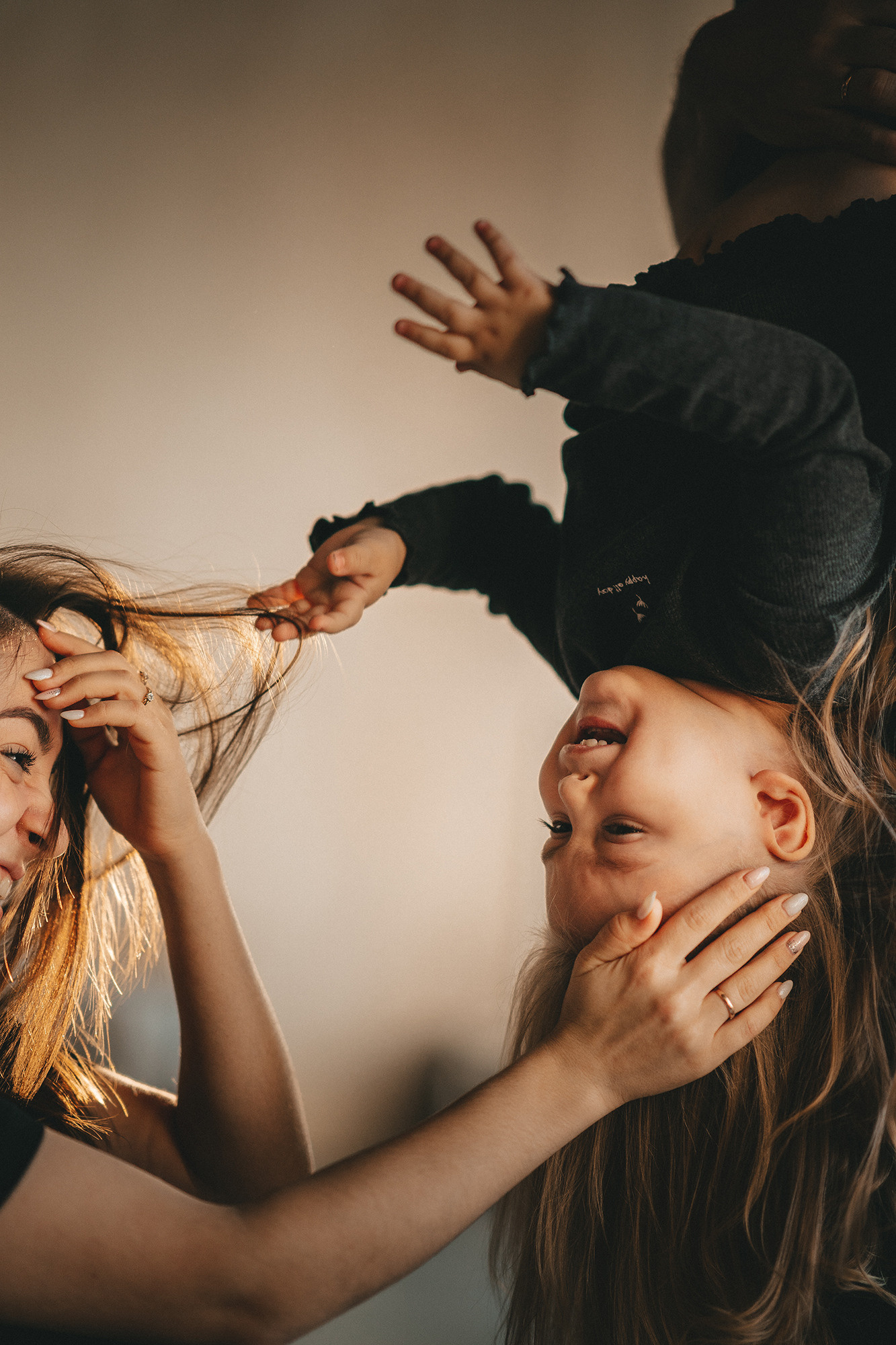 Children’s and family photographer Anna Krasovitskaya