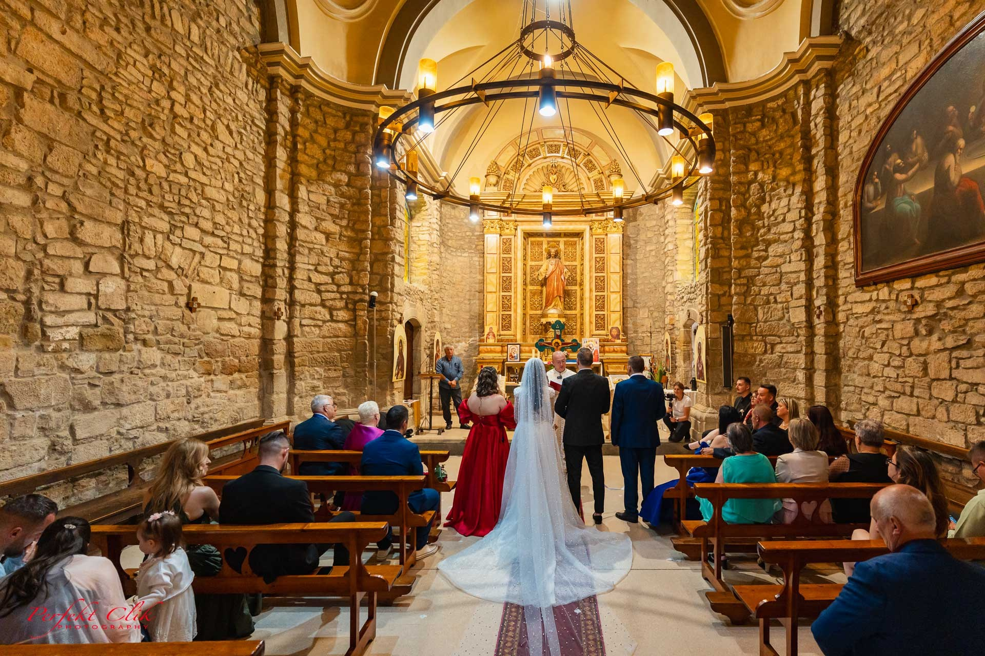 Fotografia y video profesional en toda España. Mi nombre es Catalin, y tu historia es mi inspiración