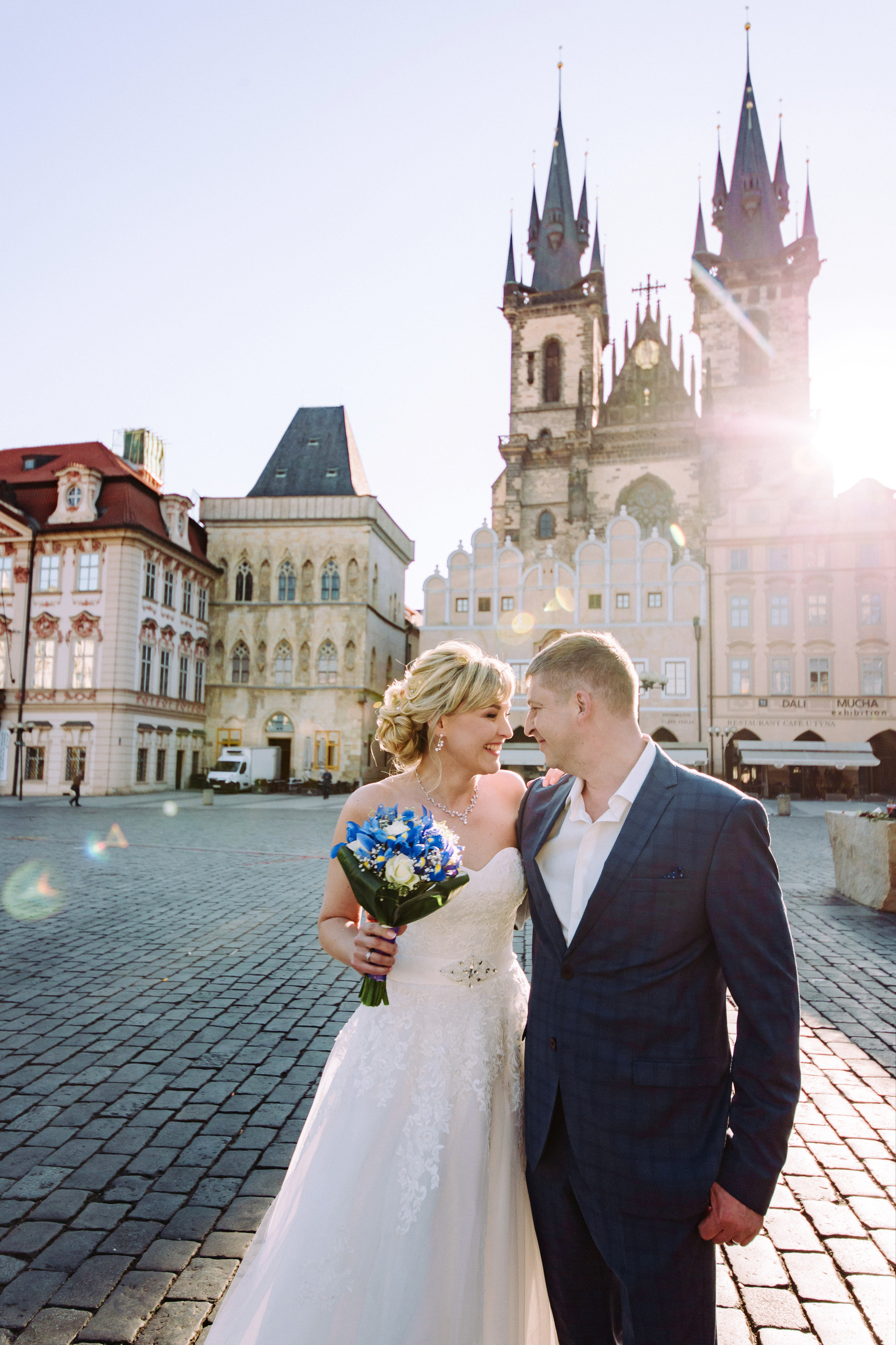 Feedback. Wedding and portrait photographer in Poland Vitali Frozen