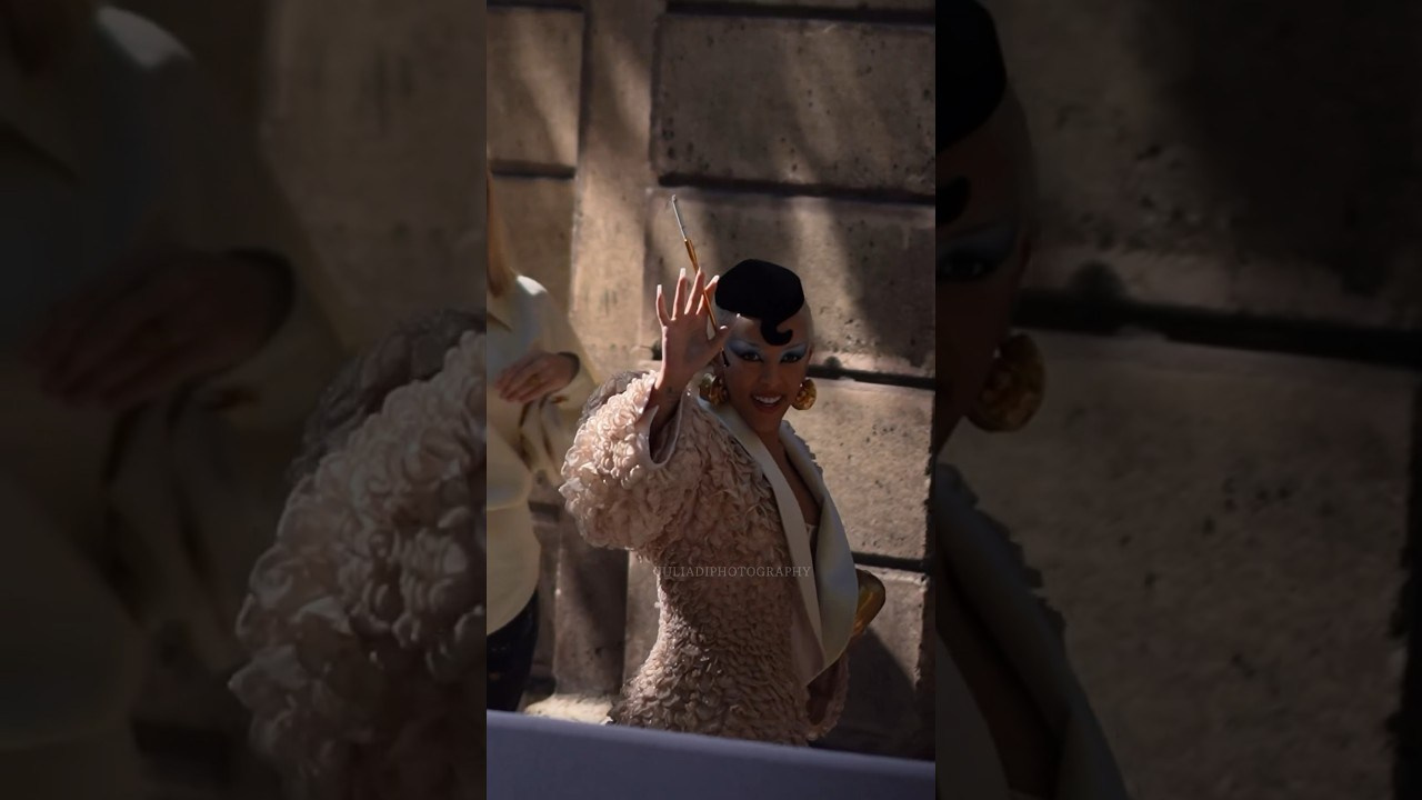 CELEBRITIES | INFLUENCERS. Julia Di |Fashion streetstyle photographer|videomaker in Milan & Paris