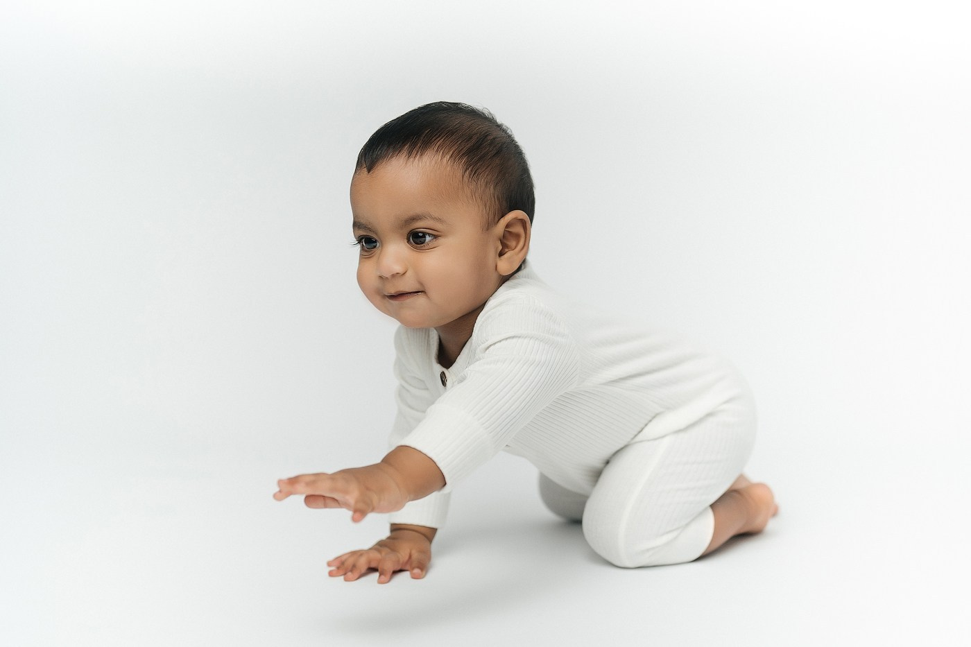 Mother’s Day SPECIAL OFFER. Newborn and family photographer. Hills District. Sydney