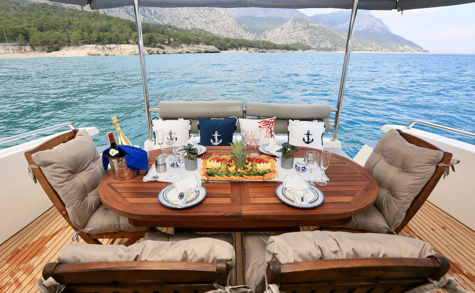 Выбор яхт: Antalya. Lavi Group by lavitravel