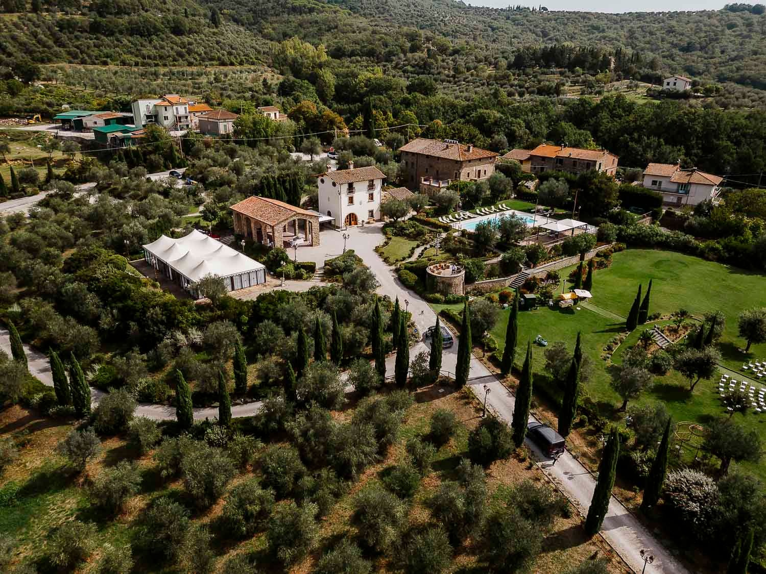 Tuscany Wedding Photographer | Luxury Destination Weddings Italy. Destination Wedding Photographer Alex Pasarelu