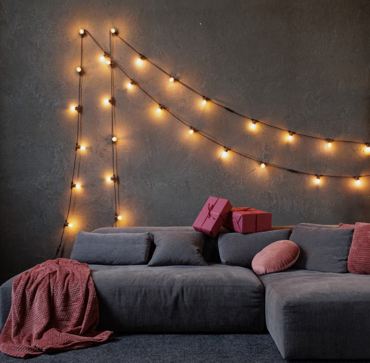 Christmas Photo Studios in Vilnius: Top Studios for Holiday Photoshoots. Framed by Evelina | Destination Wedding Photographer from Lithuania | Europe