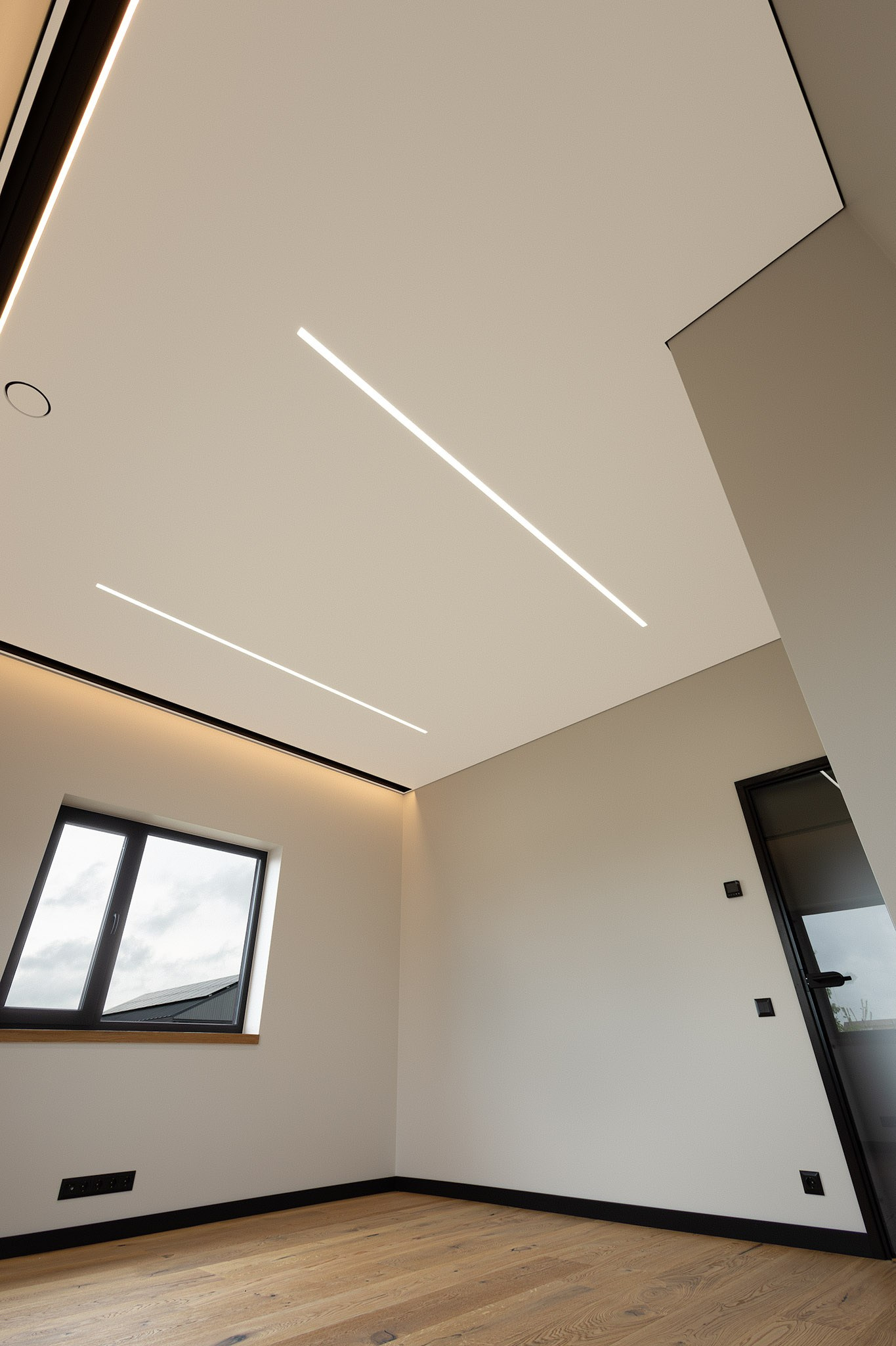 Real Estate and Interior Photography. Tony photographer and videographer in Tallinn