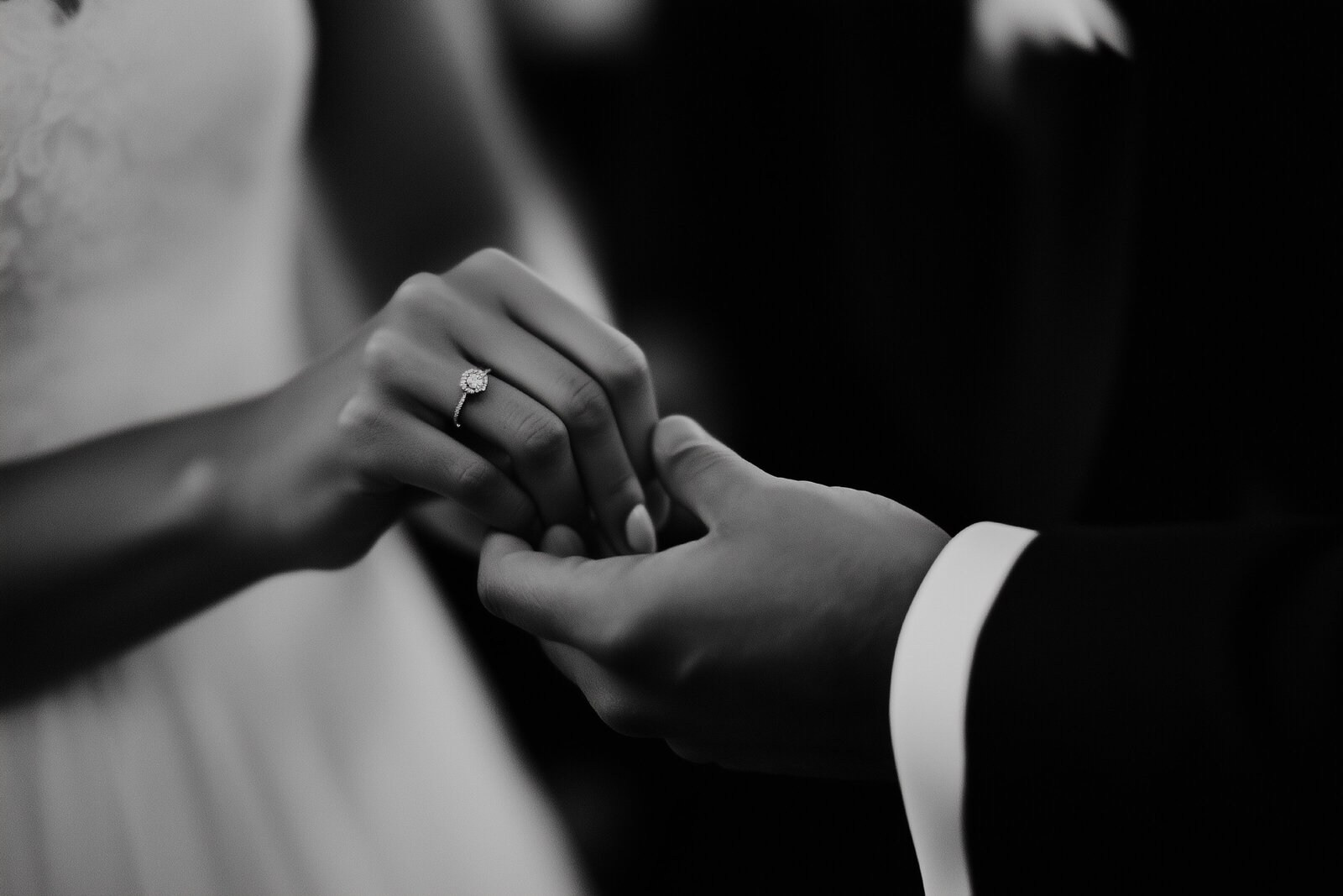 Wedding Films in Italy | Luxury Destination Wedding Videographer. Luxury Wedding Videographer in Italy | Tuscany, Lake Como, Venice, Amalfi Coast