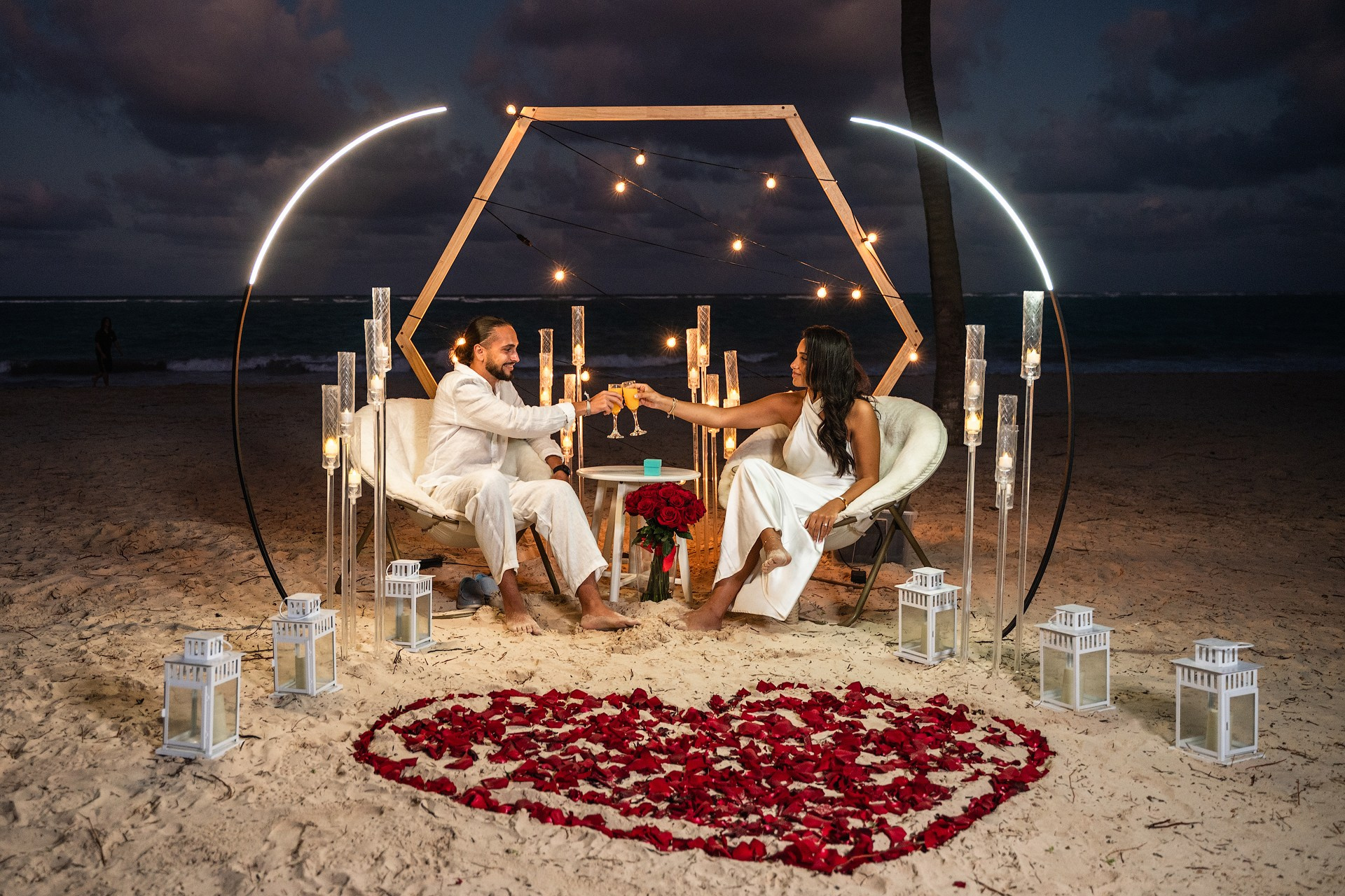 Предложения руки и сердца в Пунта-Кане | Романтические пакеты на пляже. Эксклюзивные предложения руки и сердца и свадебные моменты в Пунта-Кане | Фотограф Михаил Чернов