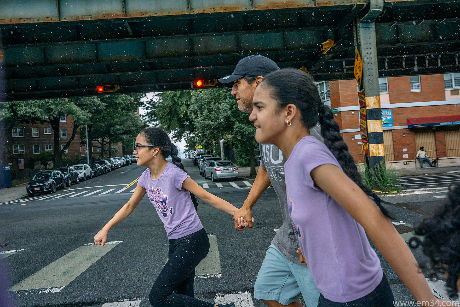 Rainy Day Street Photography in the Bronx, New York | Emin Kuliyev