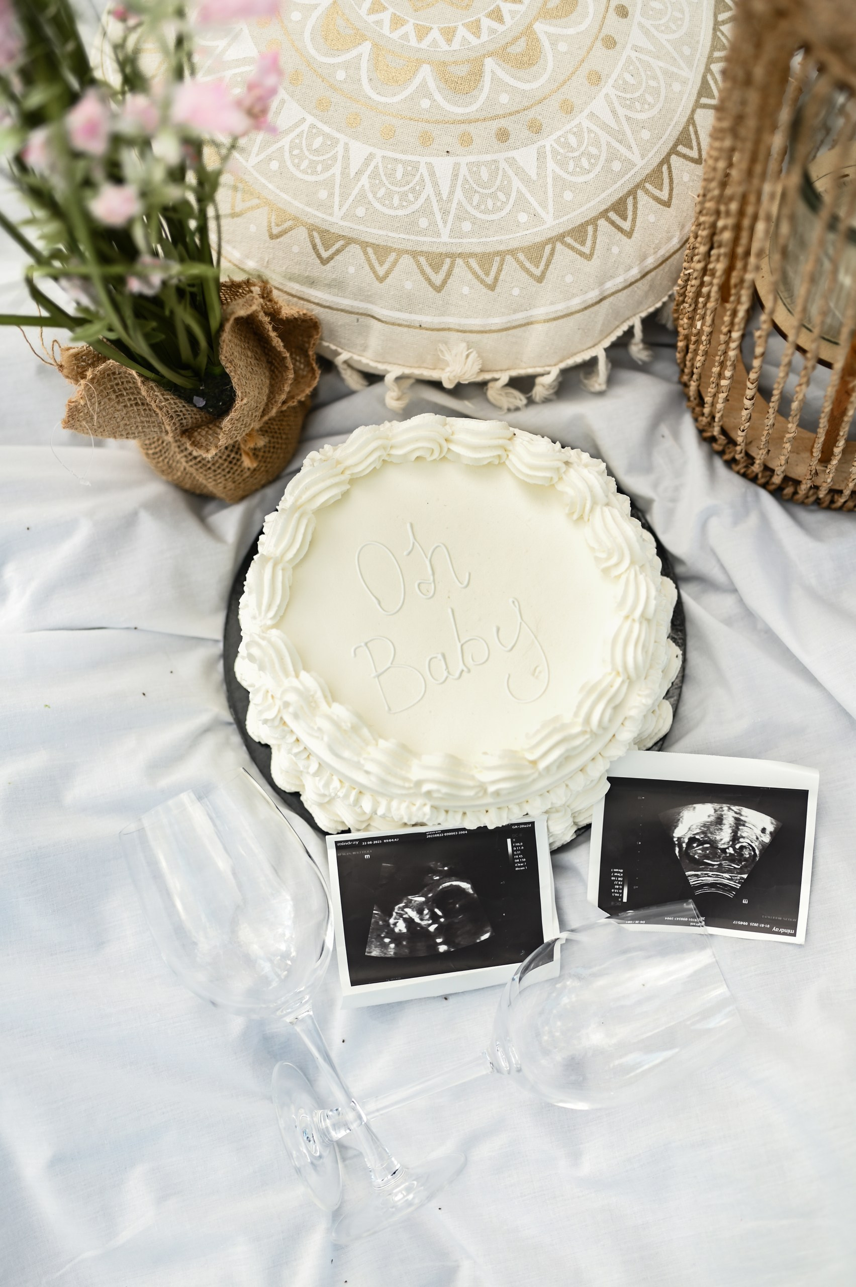 Επαγγελματική φωτογράφιση εγκυμοσύνης και νεογέννητου στη Ρόδο. Φωτογράφος νεογέννητων στη Ρόδο. Φωτογράφιση εγκυμοσύνης