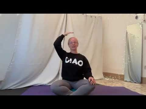 Improve your breathing. Online coaching — somatics — female movement coach