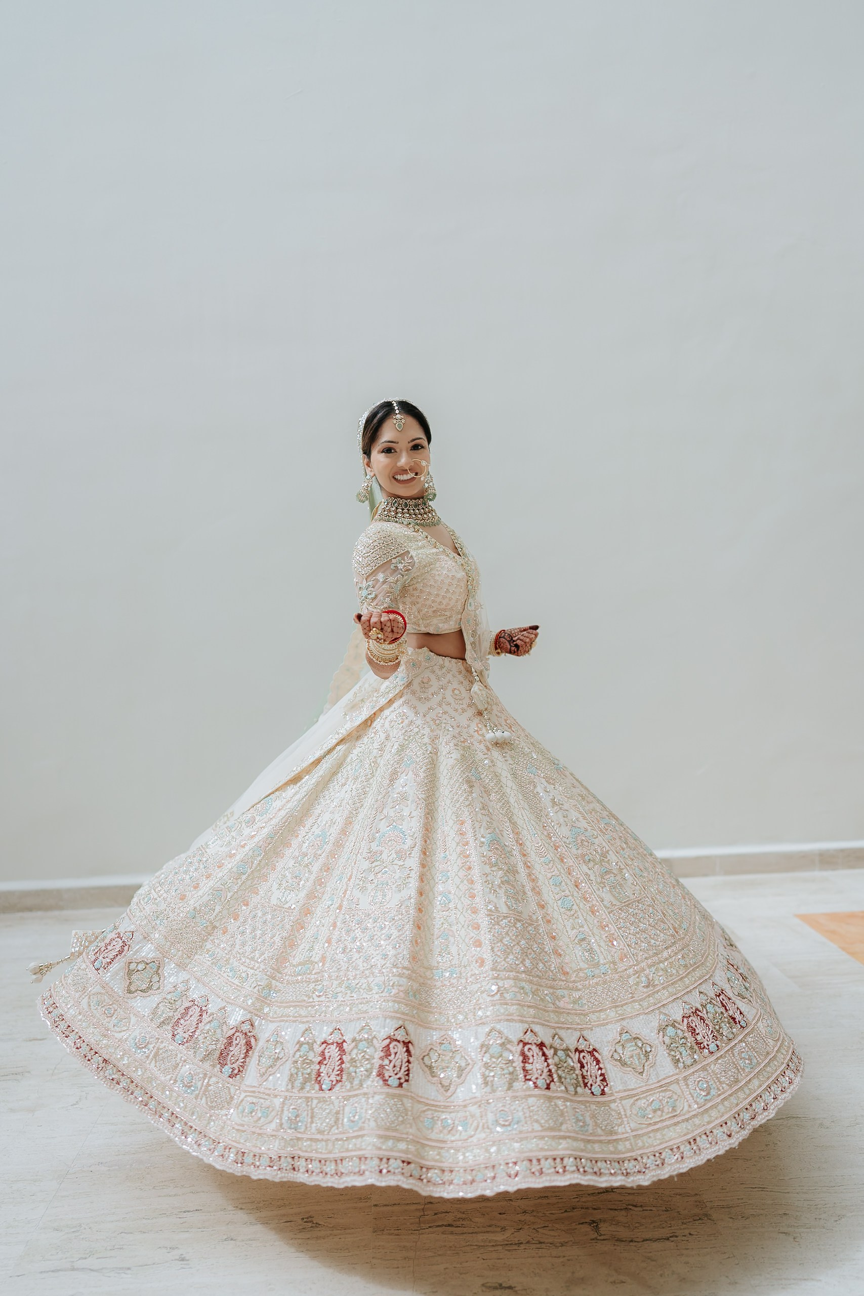 TINU & ASHKA. WEDDING PHOTO COLOR GRADING