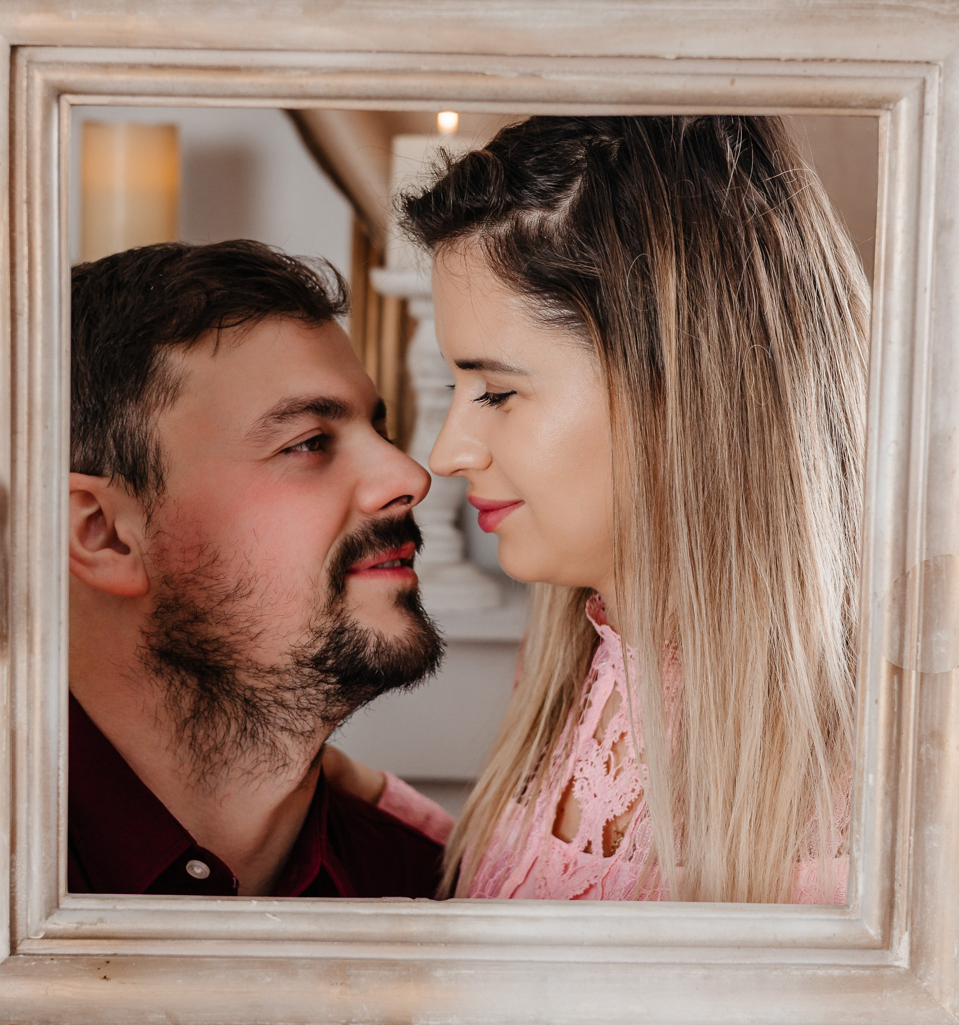 Ședințe Foto Crăciun 2025 Piatra Neamț | Fotografii de Sărbători | FotoACTIV. Fotograf Profesionist Piatra Neamț, Roman, Târgu Neamț, Bicaz, Neamț | Studio, Nuntă, Botez, Eveniment | FotoACTIV