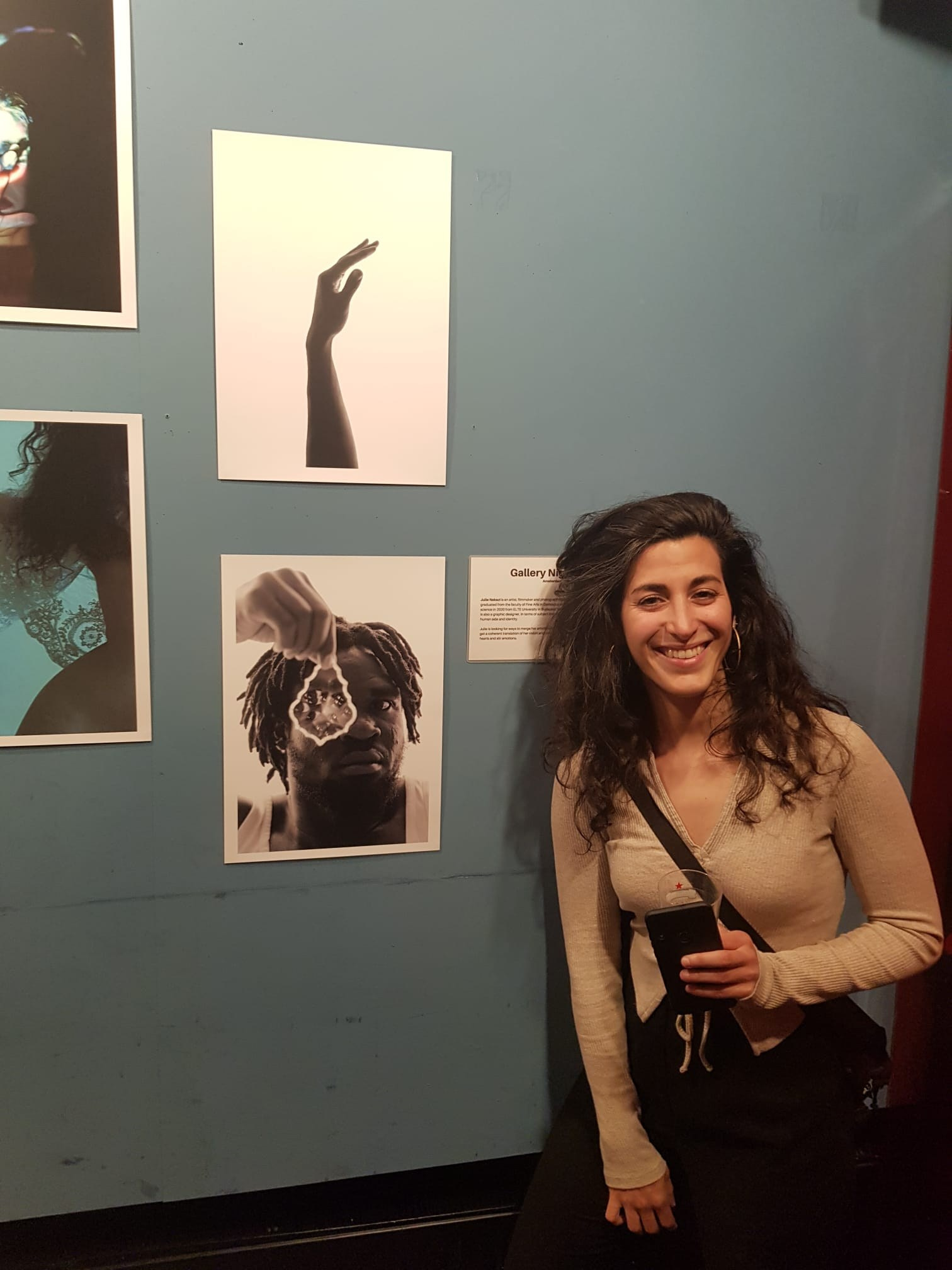 Exhibitions and publications of photographer Julie Nakzi. Éclat Photos. Exclusive portrait photography service