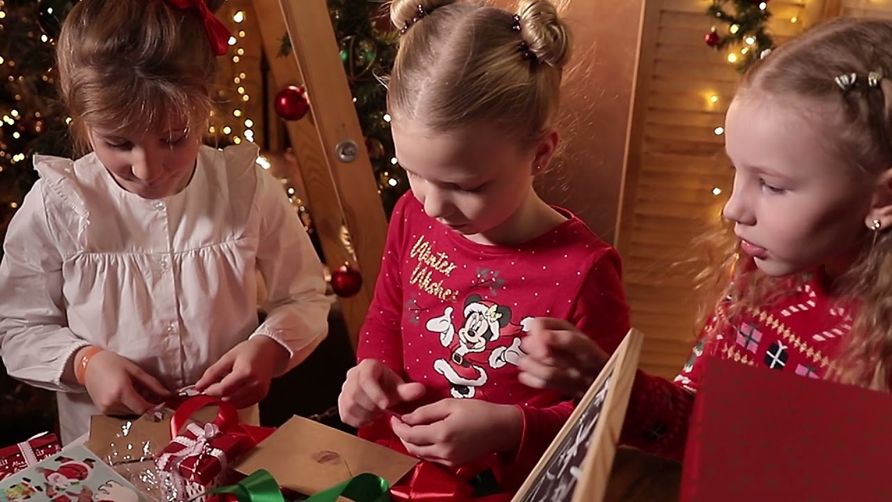 Новогодние фотосессии 2022. Pere-, laste-, koolifotograaf Narvas, Eestis, Zoja Husainova