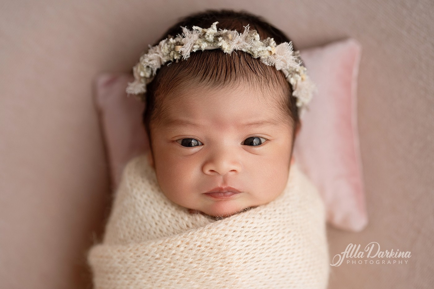 Newborn Photography in Kellyville, Sydney | Beautiful Family & Generational Portraits