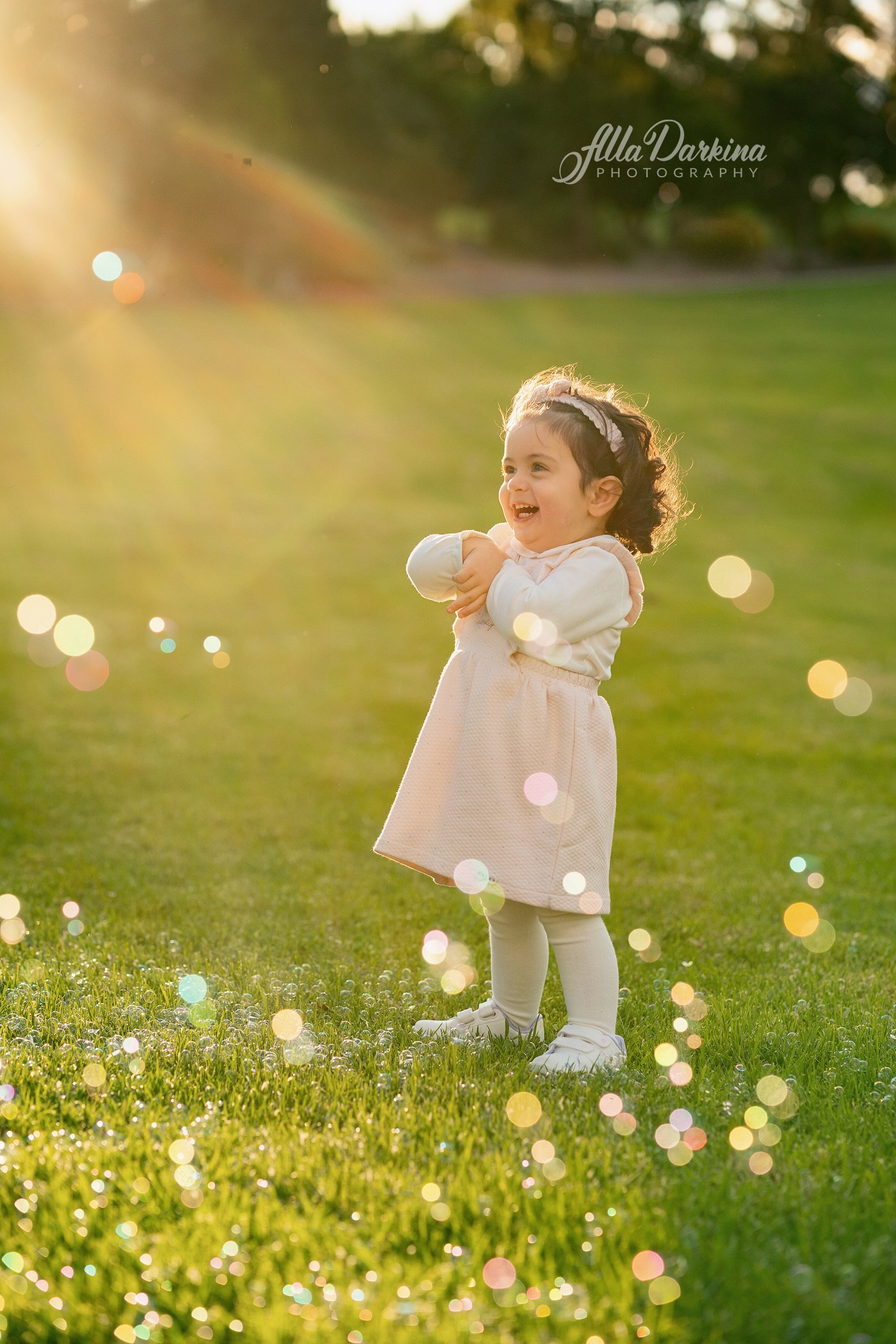 Family session price guide. Newborn and family photographer. Hills District. Sydney
