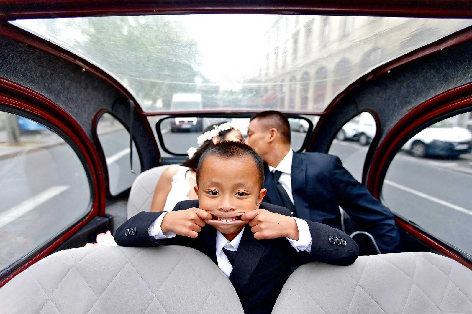 Wedding Proposal in Paris: 7 Refined & Realistic Ideas for 2026. Photographe à Paris