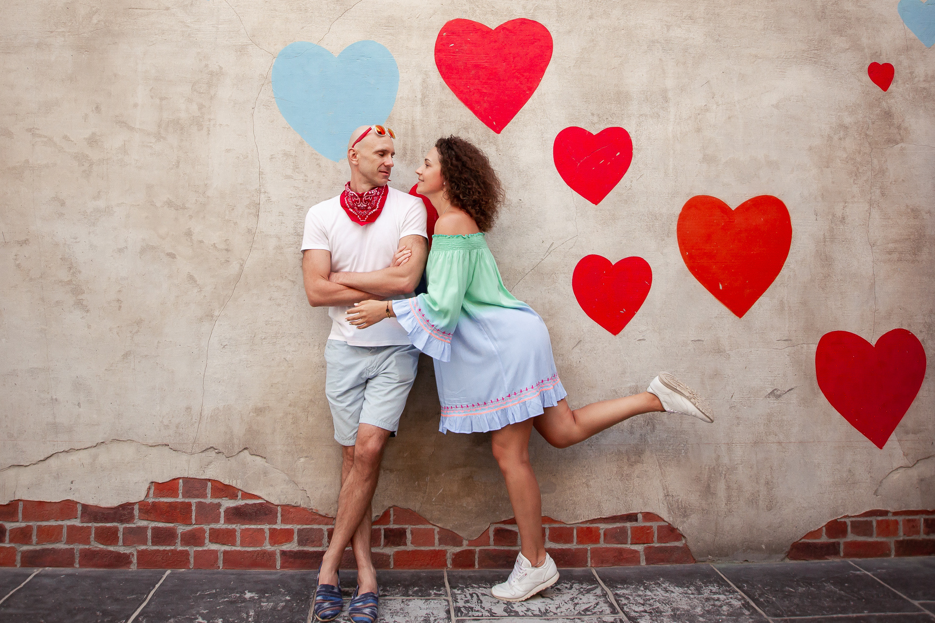 Do I need the pre-wedding shooting session?. Wedding female photo and video studio in UAE