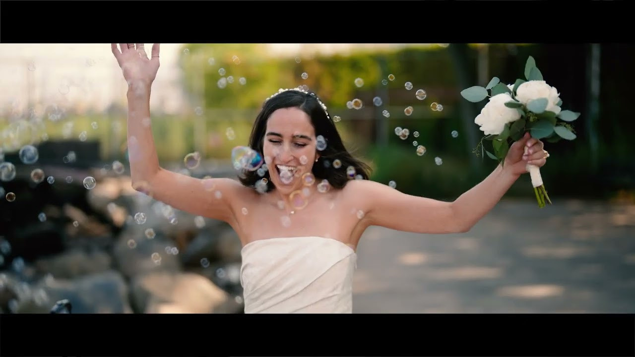 Micro wedding in Grand Ferry Park, New York. Emin Kuliyev — Award-Winning Wedding Photojournalist NYC & USA | Best Wedding Photographer Known for Candid, Timeless Moments