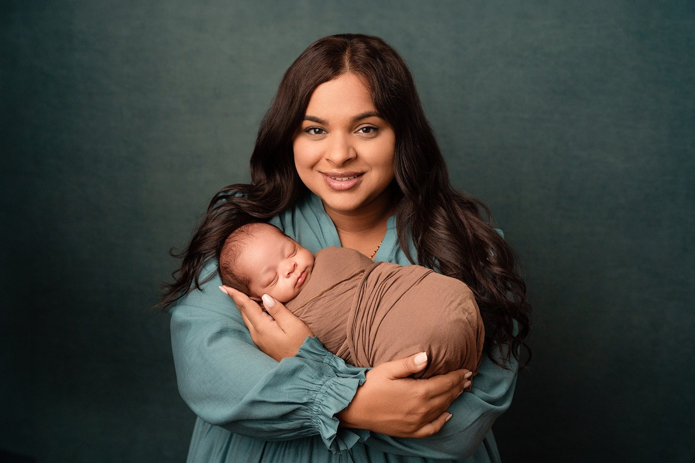 Mother’s Day SPECIAL. Newborn and family photographer. Hills District. Sydney