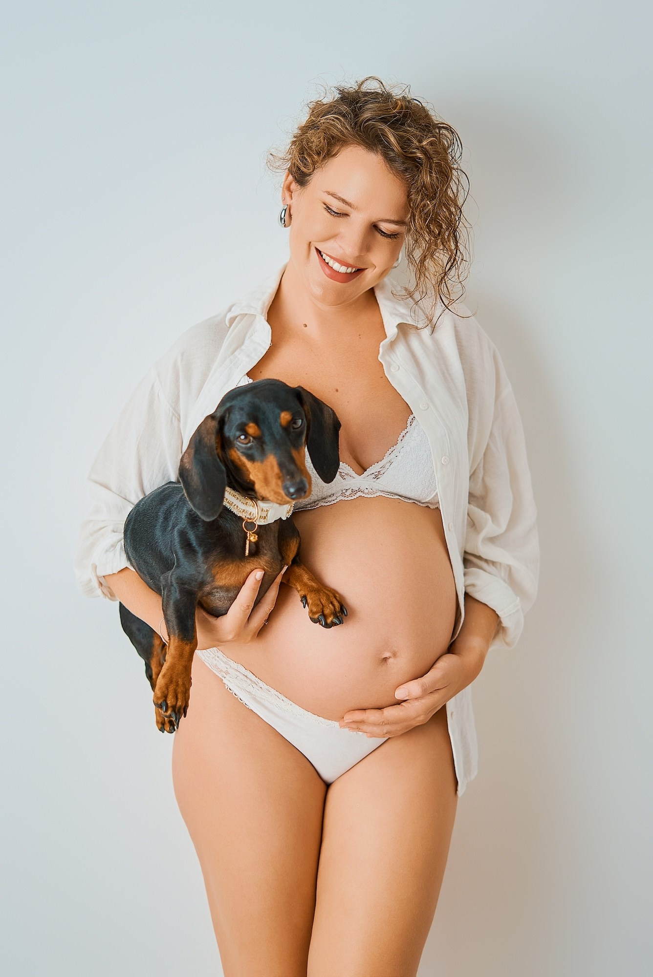 Fotografía de embarazo con mascotas