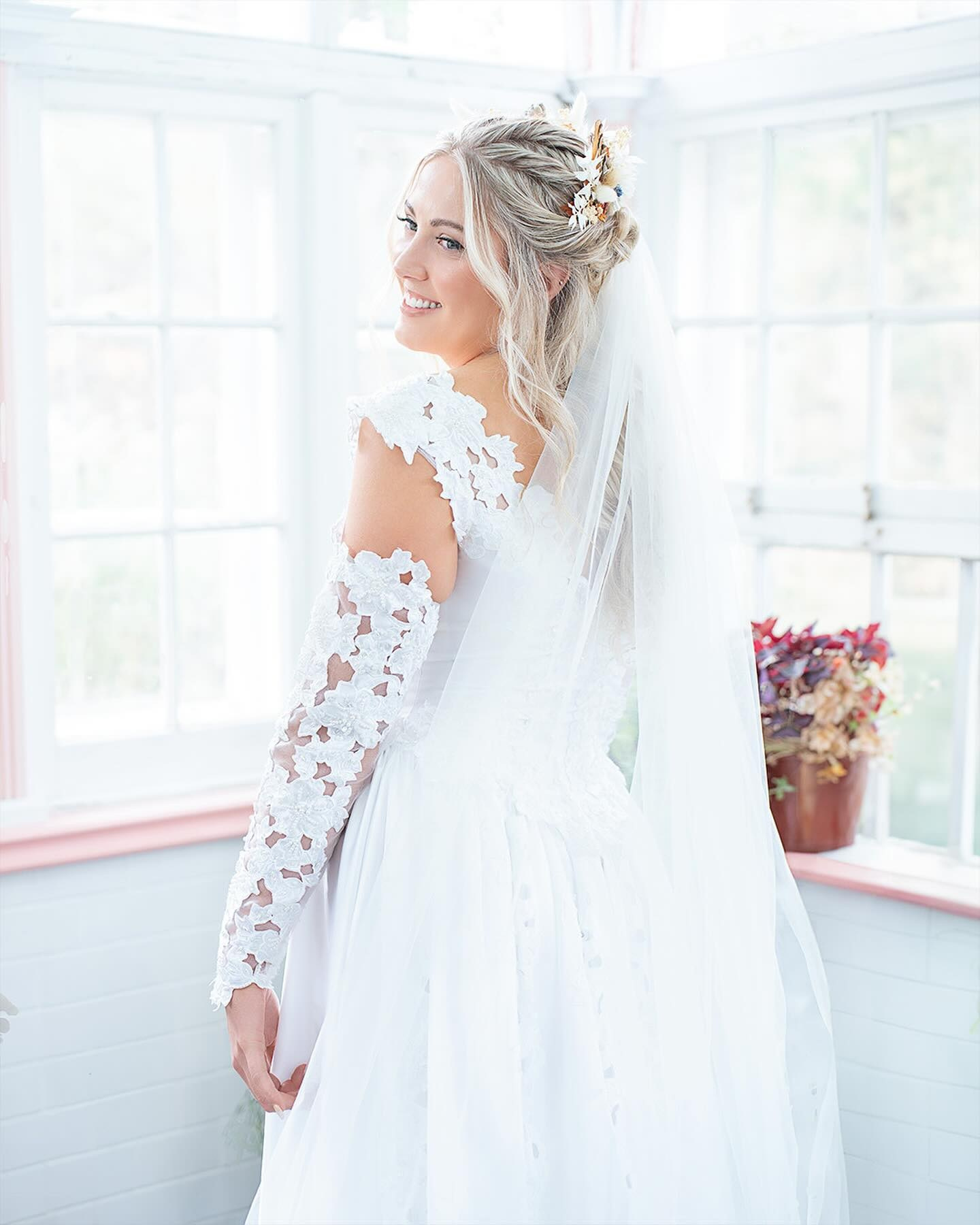 Elegant Wedding Photography in Toronto GTA — Natural, Candid & Emotional Moments. Photographer | Toronto (GTA)