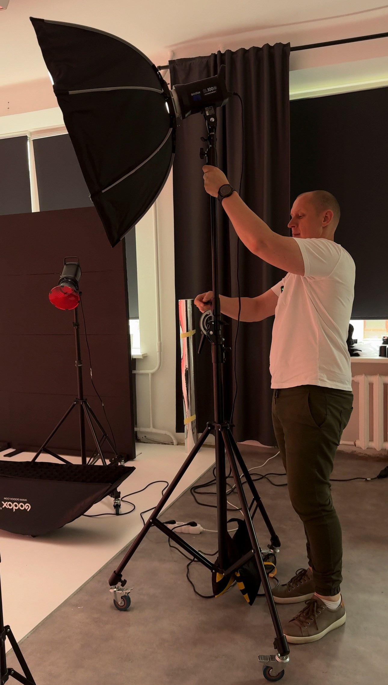 Video Workshop. Video filmēšana un veidošana ar telefonu, filmēšanas kursi