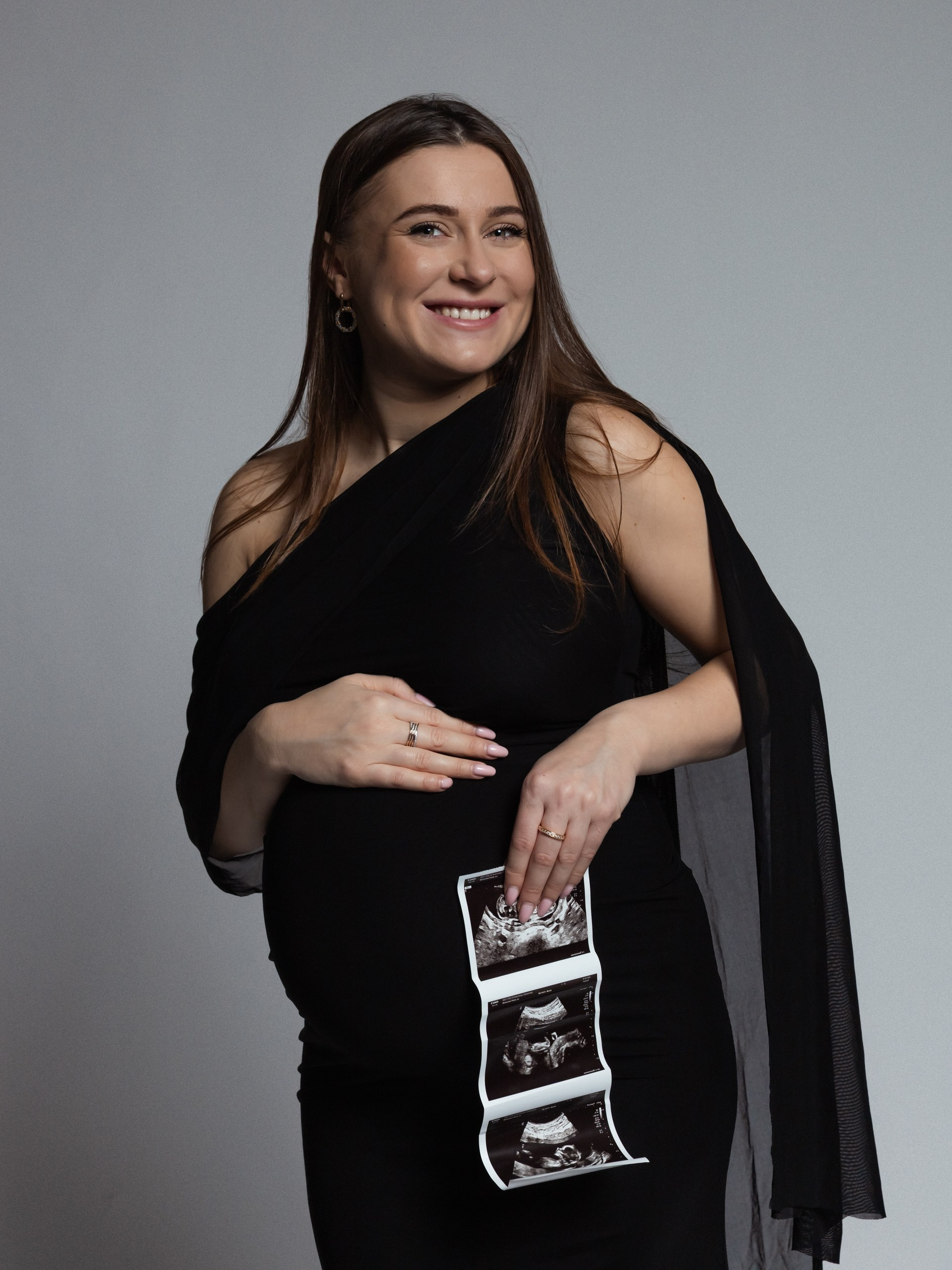 Těhotenské focení v Písku — příběh, který začíná právě teď. Rodinná, těhotenská, newborn a lifestyle fotografka v Písku Oxana Telupilova