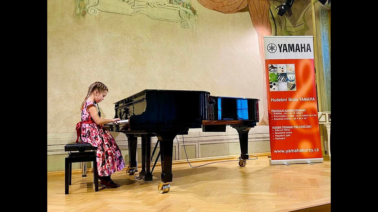 Yamaha JXC I. Kiki-Niki-Cha! Learn, play, and discover with us!