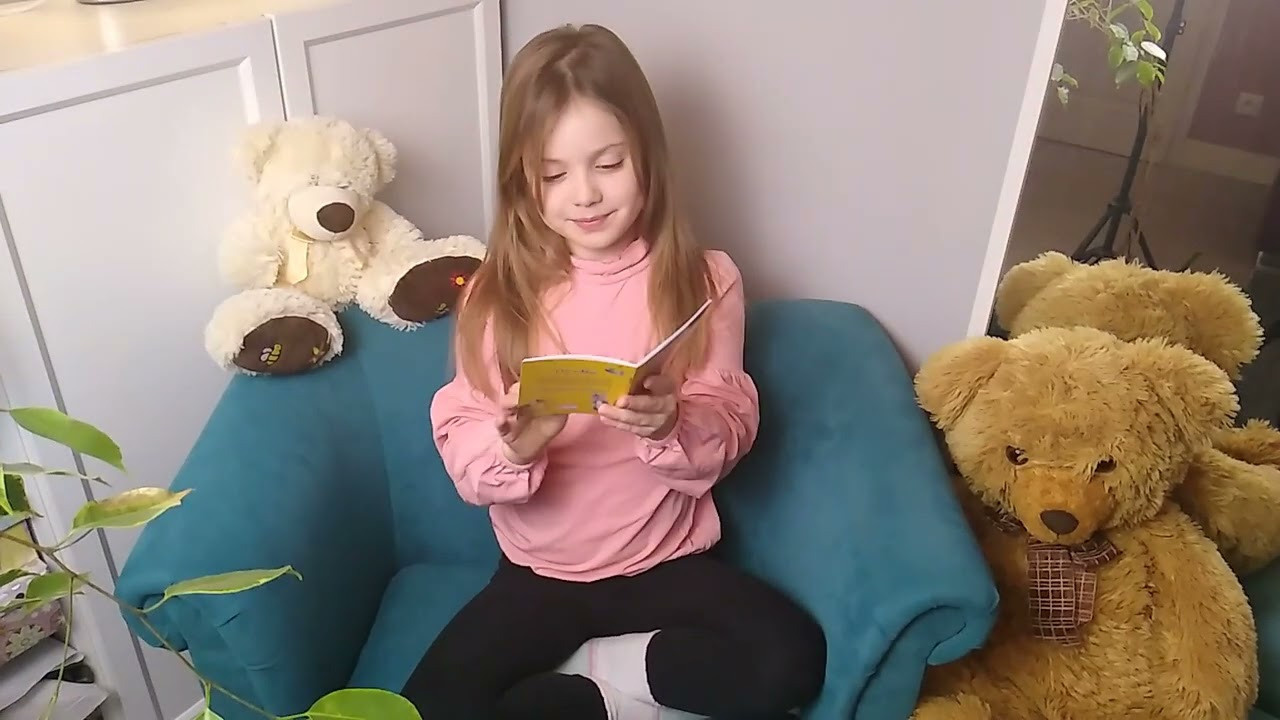 Příběhy mlád`átek. Kiki-Niki-Cha! Learn, play, and discover with us!