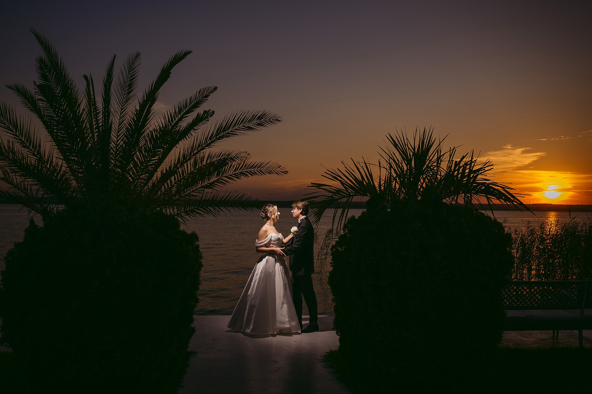 Iuliana & Dragos. Fotograf nunta Constanta