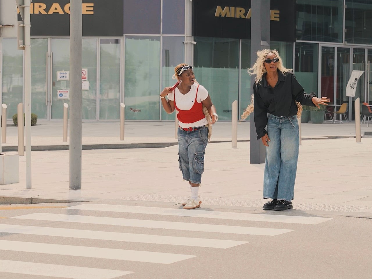 MOVING IMAGES. SDimagery